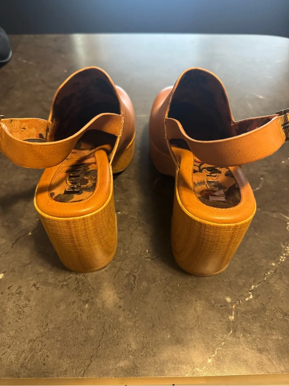 Women’s Tan Platform Slingback Clogs